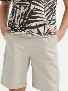 DeFacto Boys Regular Fit Solid Shorts