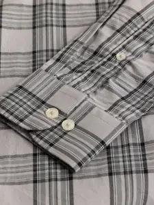 Snitch Men Smart Slim Fit Tartan Checks Opaque Checked Casual Shirt