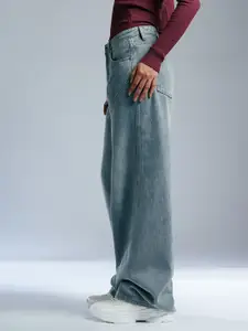 FREAKINS Women Cotton Straight Fit High-Rise Light Fade Jeans