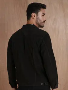 PRONK Men Spread Collar Solid Cotton Casual Lightweight Denim Jacket