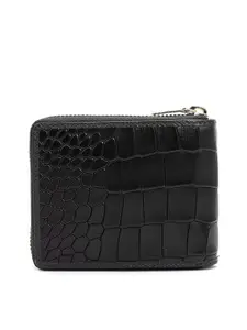 Da Milano Women Textured Leather Zip Around Wallet