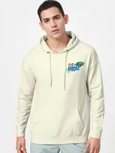 Crazymonk Men Printed Hooded Sweatshirt