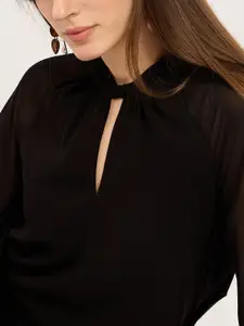 FEMMELLA Women Keyhole Neck Puff Sleeves Top