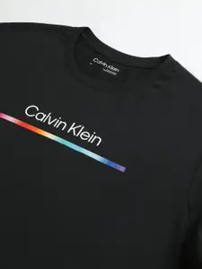 Calvin Klein Jeans Men Solid Round Neck Cotton T-shirt