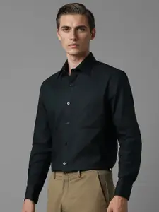 Louis Philippe Men Classic Spread Collar Solid Cotton Formal Shirt