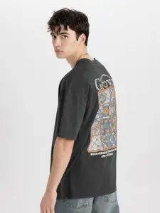 DeFacto Men Typography Printed Drop-Shoulder Sleeves Applique T-shirt