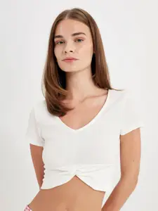 DeFacto Women V-Neck Pockets T-shirt