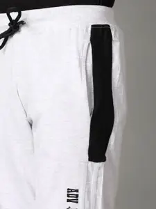 V-Mart Boys Mid-Rise Regular Fit Shorts