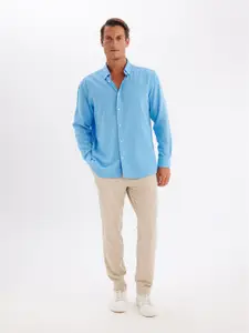 DeFacto Men Opaque Casual Shirt