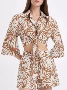 DeFacto Women Printed Mid-Rise Regular Fit Printed Regular Shorts