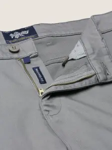 The Roadster Lifestyle Co Men Cotton Mid-Rise Regular Fit Trousers