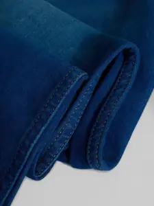 Snitch Men Smart Slim Fit Light Fade Stretchable Jeans