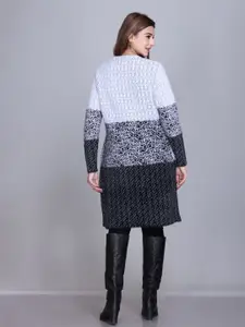 Winter Wonders Women Colourblocked Woollen Longline