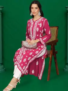 PARAMOUNT CHIKAN Women Embroidered Lucknowi Chikankari Modal Kurta