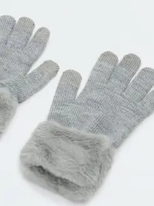 max Women Acrylic Winter Gloves