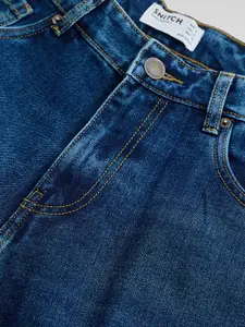 Snitch Men Loose Relaxed Fit Light Fade Stretchable Jeans