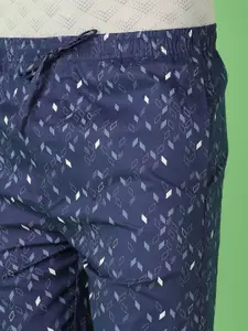 V-Mart Men Cotton Printed Regular Fit Shorts