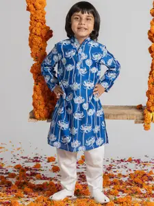 SPUNKIES Boys Printed Chanderi Silk Kurta With Pyjamas