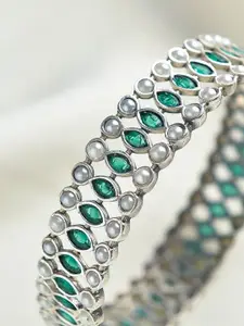 JAYPORE Stone Studded Bangle