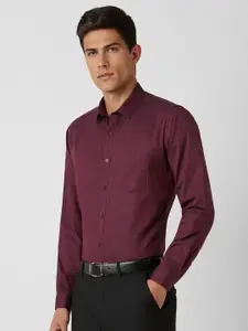 V Dot Men Spread Collar Geometric Printed Cotton Slim Fit Formal Shirt