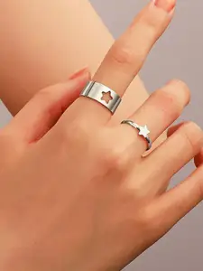 YU FASHIONS Set Of 2 Silver Plated Couple Best Friend Star Stainless Steel Finger Ring