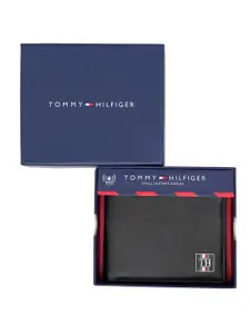 Tommy Hilfiger Men Textured Leather Brand Logo Two Fold Wallet