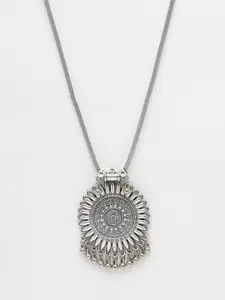 NVR Silver-Plated Oval Pendants with Chains