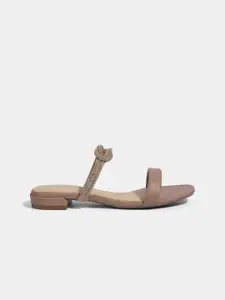 LEMON & PEPPER Women Embellished Party Open Toe Flats