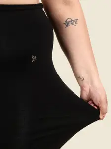 TWIN BIRDS Plus Size Solid High Rise Mermaid Fit Stretchable Saree Skirt