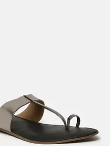 Vishudh Women Ethnic One Toe Flats