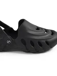 Smoothlite Men Rubber Casual Clogs