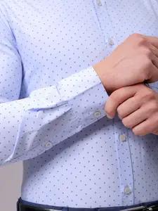 The Indian Garage Co. X Luxe Men Slim Fit Opaque Printed Formal Shirt