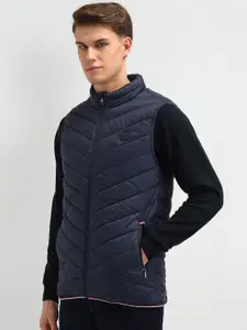 Arrow Sport Men Brand Logo Polyester Quilted Jacket