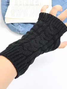 Alexvyan Women Patterned Acrylic Fingerless Gloves
