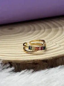 The Jewellery Tale Gold-Plated Gemstone Studded Intertwined Adjustable Finger Ring