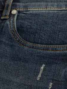 Snitch Men Narrow Skinny Fit Mildly Distressed Light Fade Stretchable Jeans