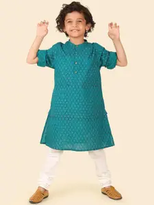 Fabindia Boys Ethnic Motifs Printed Mandarin Collar Roll Up Sleeves Cotton Straight Kurta