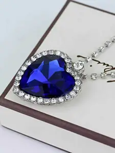 DressBerry Silver-Plated Heart Shaped Pendants with Chains