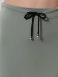 SELETA Women Pack Of 2 Mermaid-Fit Saree Shapewear