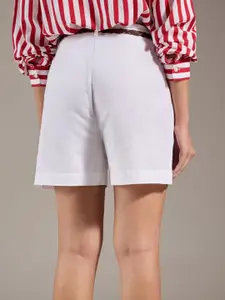 The Roadster Lifestyle Co Women Mid Waist Pleated Antimicrobial Straight Fit Linen Shorts