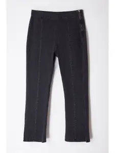 Trendyol Women Slash Knee Jeans