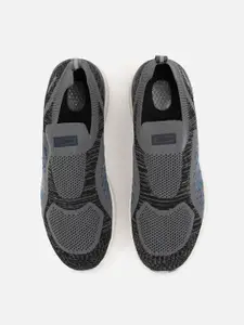 Xtep Men Slip-on Running Shoes