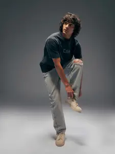 Flying Machine Men Orry X Mid Rise Cobain Loose Slash Knee Jeans