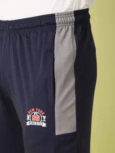 V-Mart Men Mid Rise Joggers