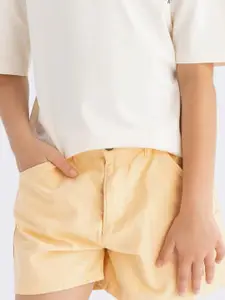 DeFacto Girls Solid Mid-Rise Above Knee Shorts