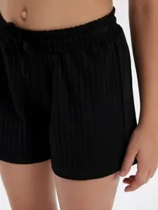 DeFacto Girls Mid-Rise Regular Fit Shorts