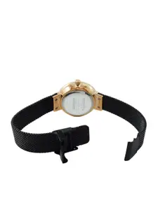 maxima Women Dial & Stainless Steel Straps Analogue Watch 68871CMLT