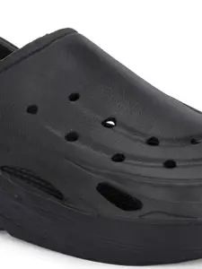 AfroJack Men Croslite Clogs