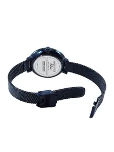 maxima Women Dial & Stainless Steel Straps Analogue Watch 63587CMLG