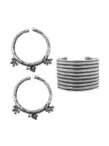 TEEJH Set Of 3 Vrushti Stacked Ghungroo-Charm Cuff Bracelets